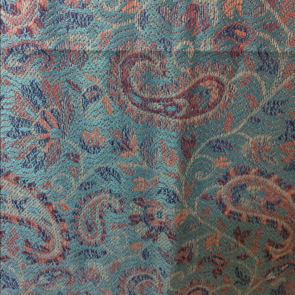 Scarf - Picture 2 of 3